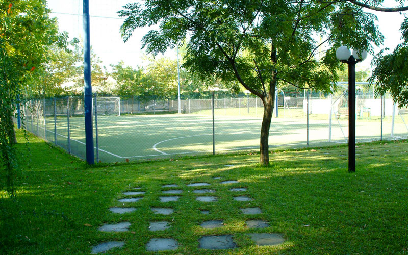 SAIRON VILLAGE 4****